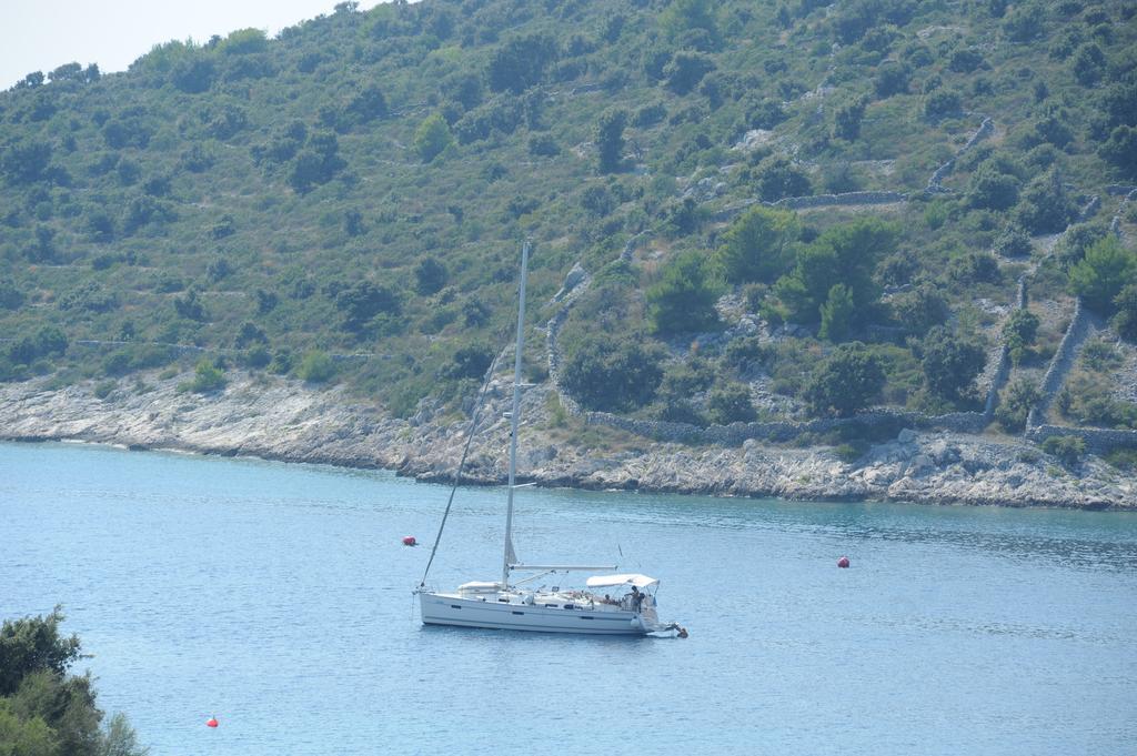 Holiday Home Mirna Vala Sevid Ngoại thất bức ảnh