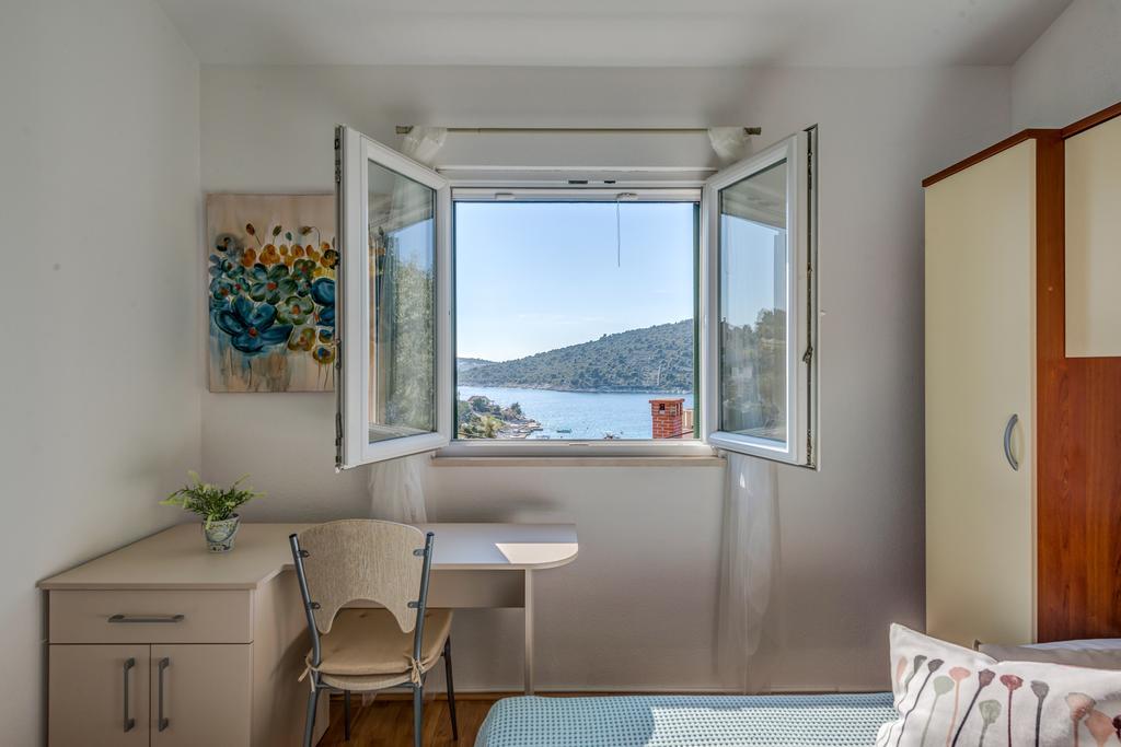 Holiday Home Mirna Vala Sevid Ngoại thất bức ảnh
